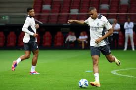 湖人稳如泰 湖人稳如泰